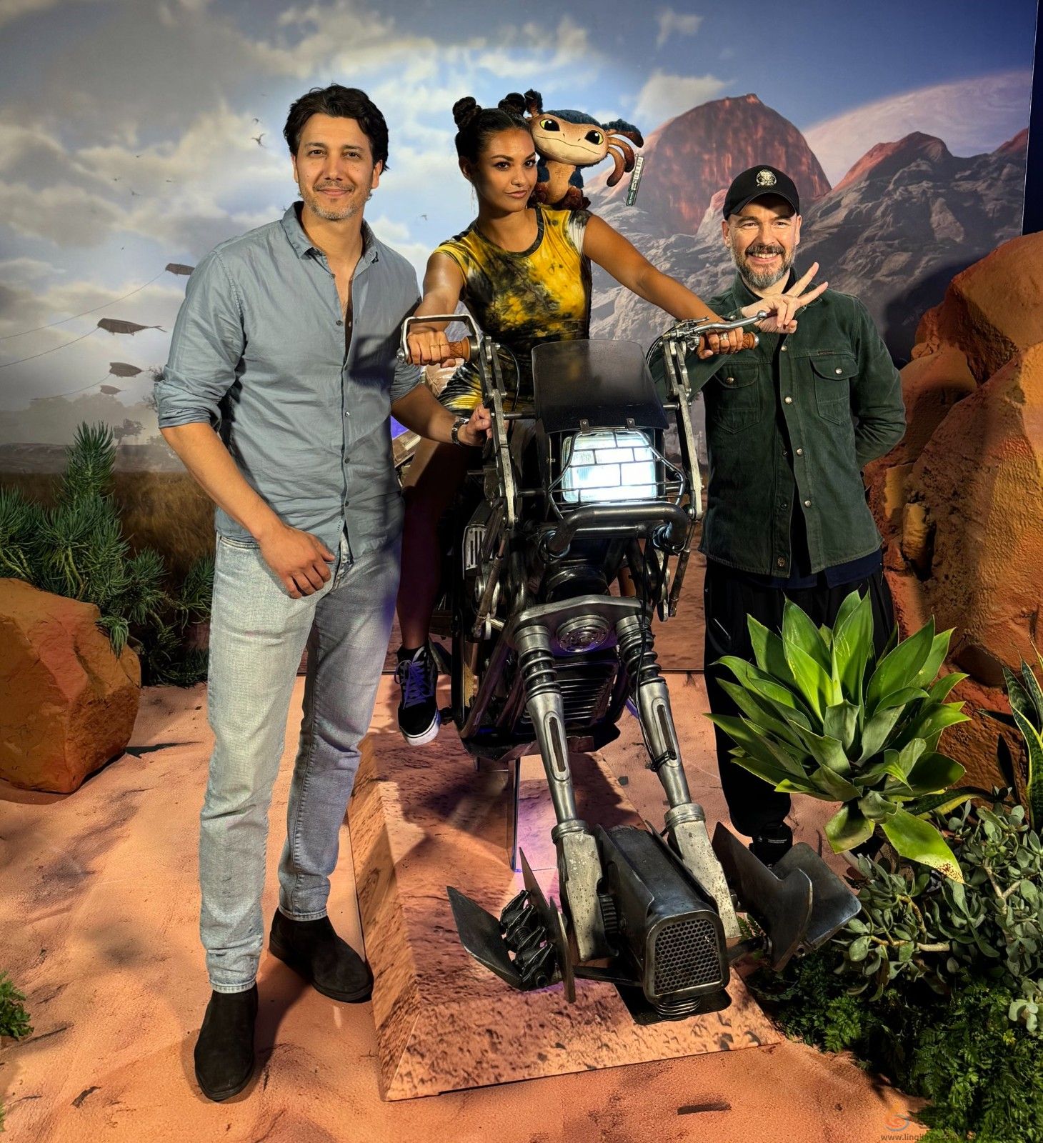 《星球大战：法外狂徒》女主太丑？主创回应：她很美(图9)